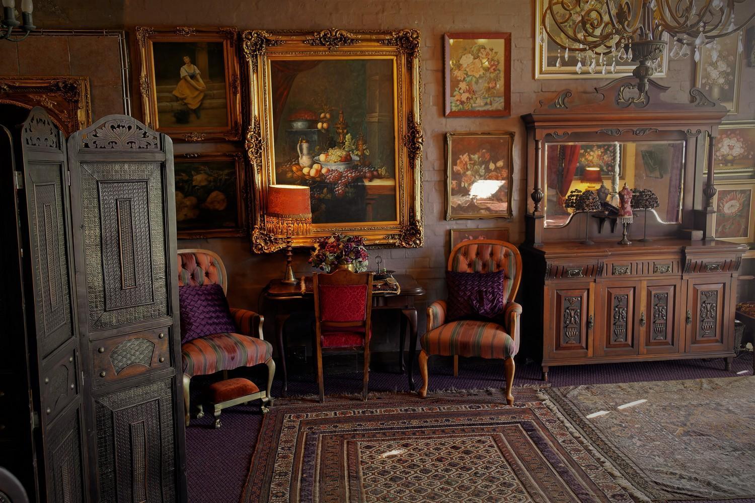 Отель Bygracealone Manor Outeniekwa Экстерьер фото